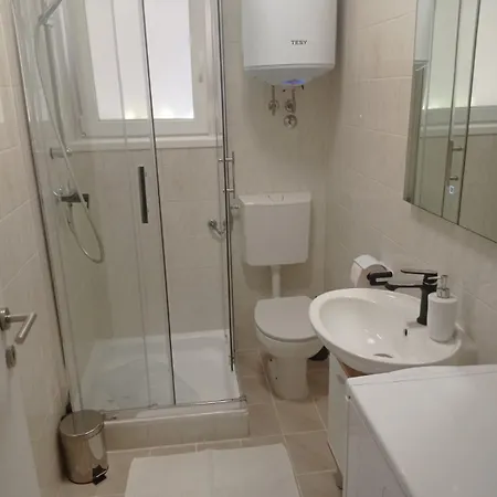 Apartman Tar *